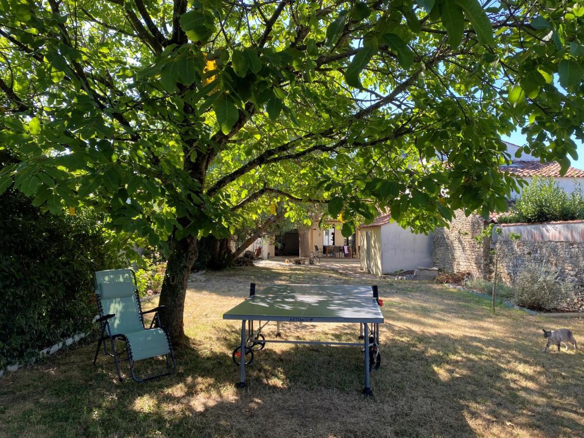 Villa Paulownia - A 1,2Km Des Plages - Tout Confort Au Coeur Du Bourg Jard-sur-Mer Kültér fotó